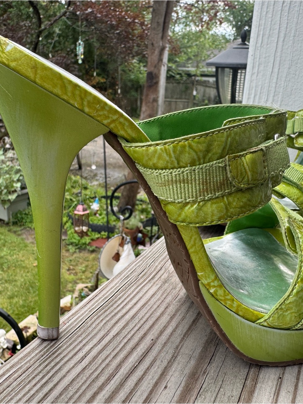 Carlos Santana Lime Green Platform Stiletto Sandals